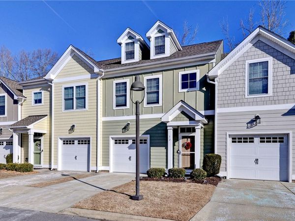 12 Village Park Lane , Poquoson, VA 23662