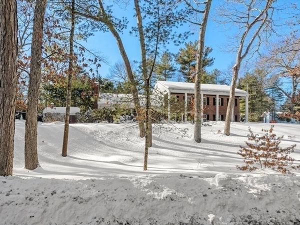 5 Old County Road, Hingham, MA 02043
