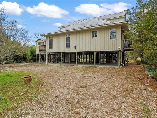 26545 MILDRED Drive, Lacombe, LA 70445