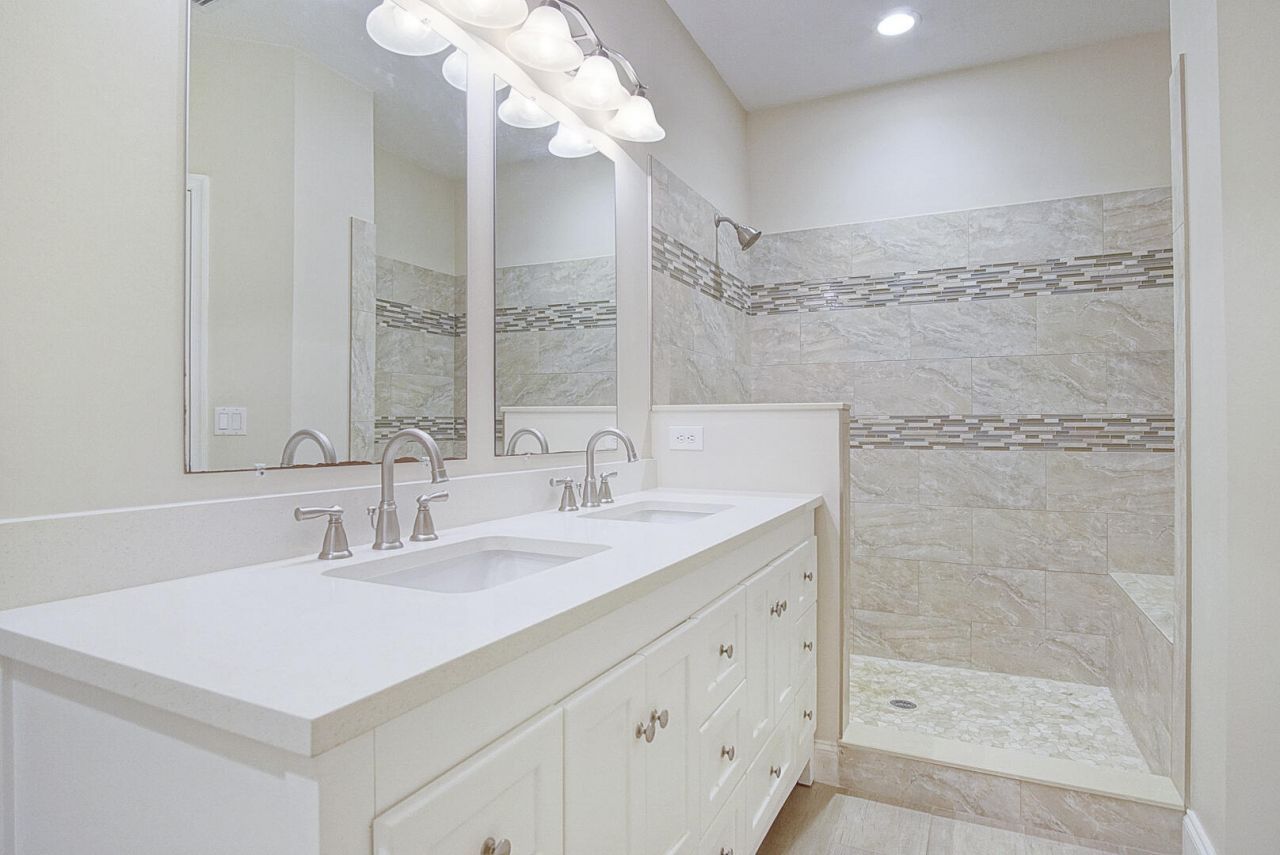 8320 Mulligan Circle, Unit 2112, Port Saint Lucie, FL 34986 Photo