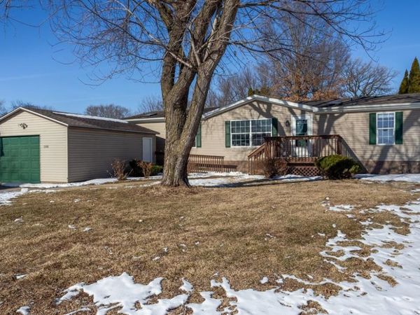 108 Smoke Signal Lane, East Dubuque, IL 60125