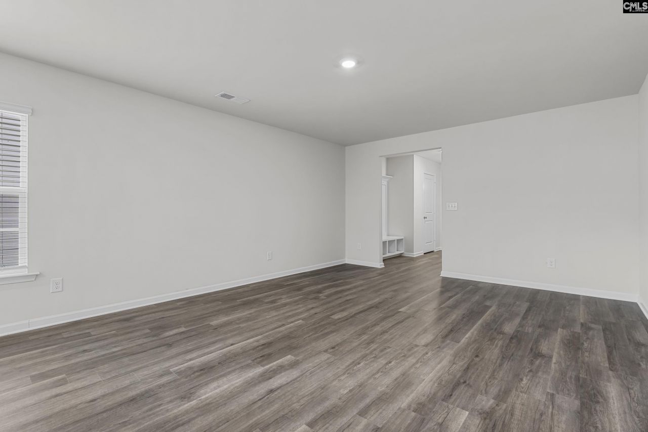 2322 Damascus Way Photo 7