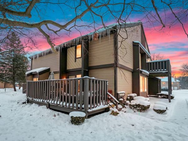 3519 Oak Tree Drive, Kalamazoo, MI 49048