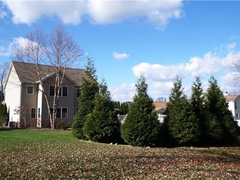 1405 Hidden Lake Boulevard, Akron, OH 44312 Photo 22