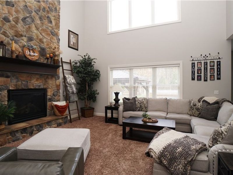 1405 Hidden Lake Boulevard, Akron, OH 44312 Photo 29