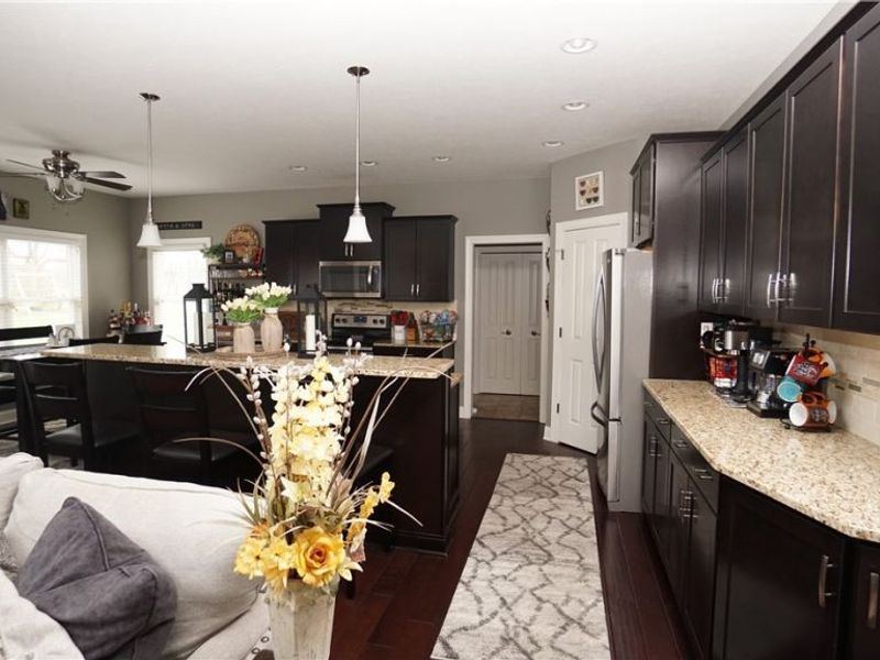 1405 Hidden Lake Boulevard, Akron, OH 44312 Photo 31