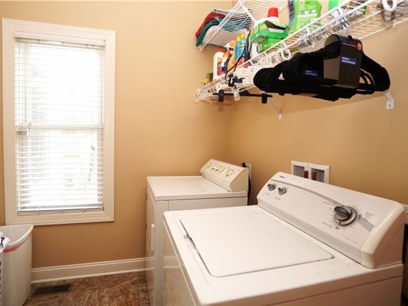 1405 Hidden Lake Boulevard, Akron, OH 44312 Photo 49