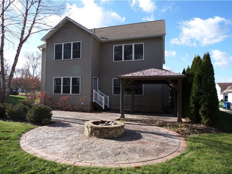 1405 Hidden Lake Boulevard, Akron, OH 44312 Photo 6