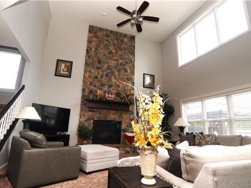 1405 Hidden Lake Boulevard, Akron, OH 44312 Photo 8