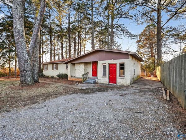 1711 Brandon Town Road NW, Huntsville, AL 35816