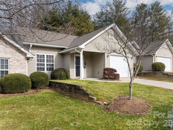 92 Wiltshire Circle , Fletcher, NC 28732