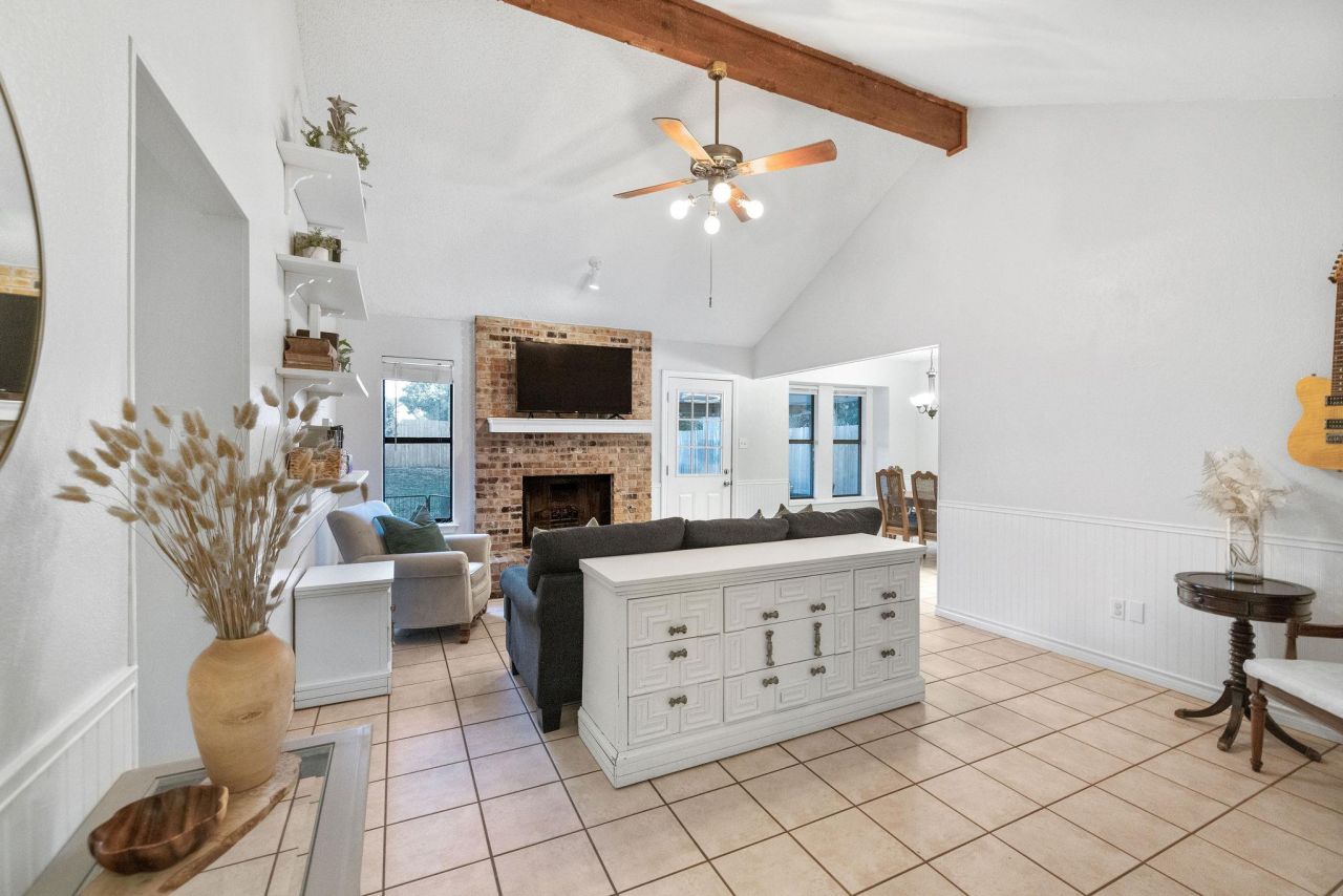 16355 Edgemere Dr, Pflugerville, TX 78660 Main Photo