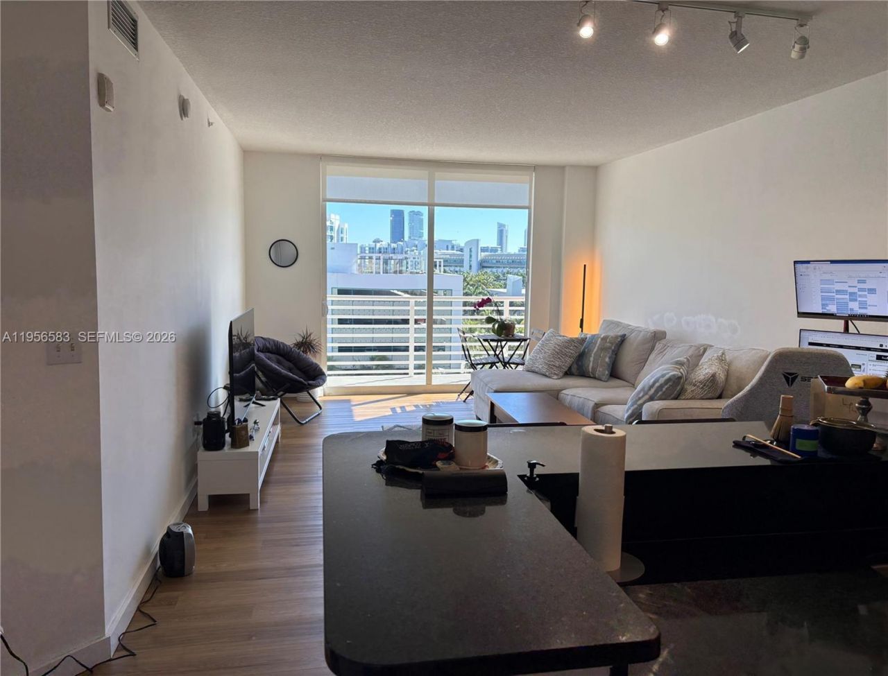 18800 NE 29th Ave , Unit 807, Aventura, FL 33180 Photo