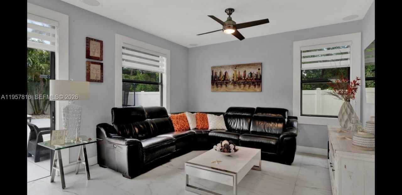 8521 W 33rd Ave, Unit 8521, Hialeah, FL 33018 Photo