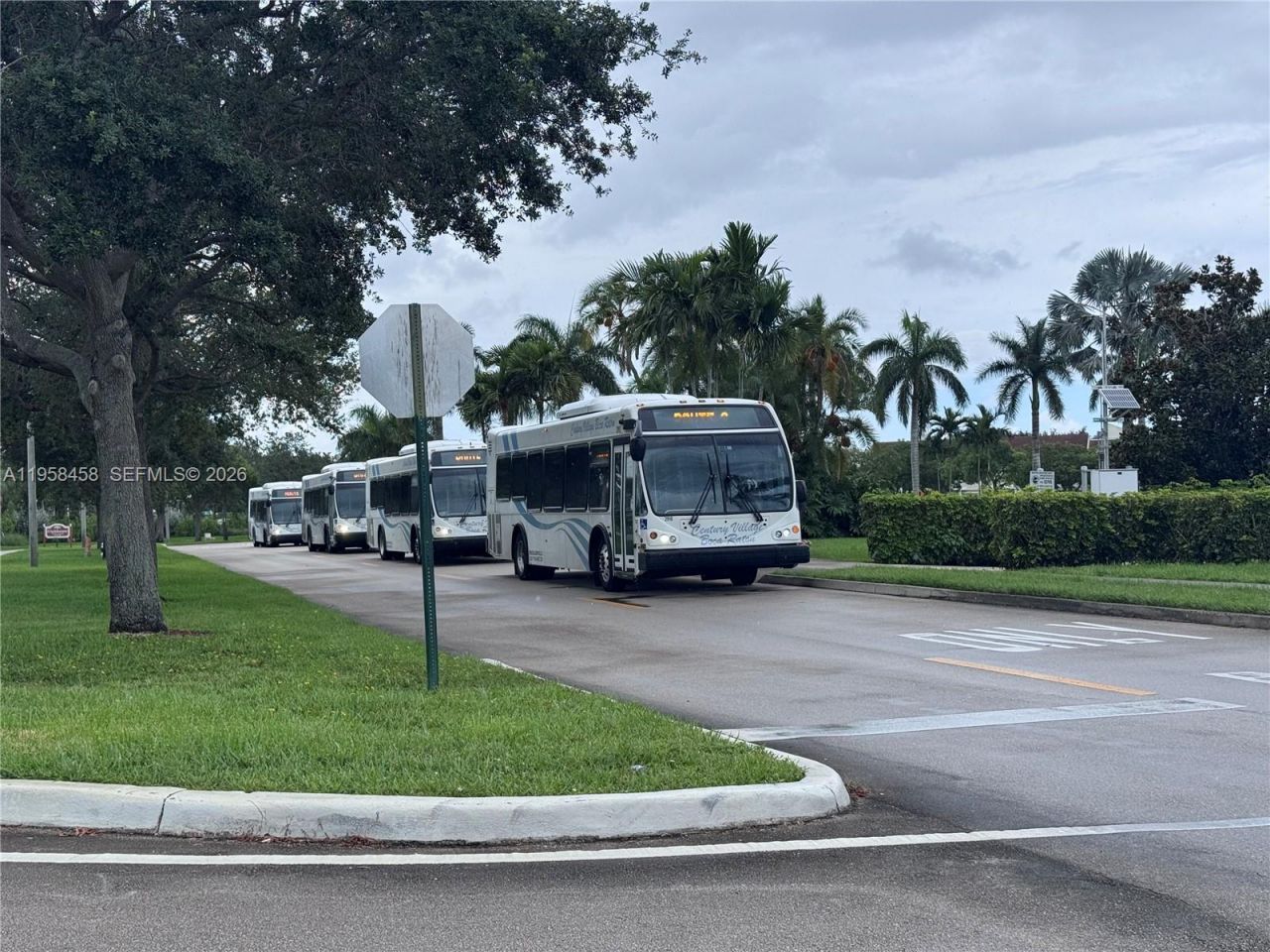 293 Dorset G, Unit G, Boca Raton, FL 33434 Photo