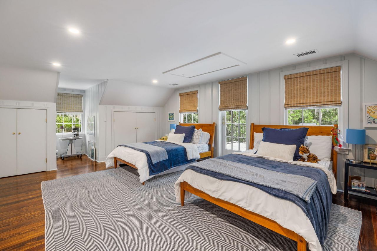 8 New Town Lane Photo 20