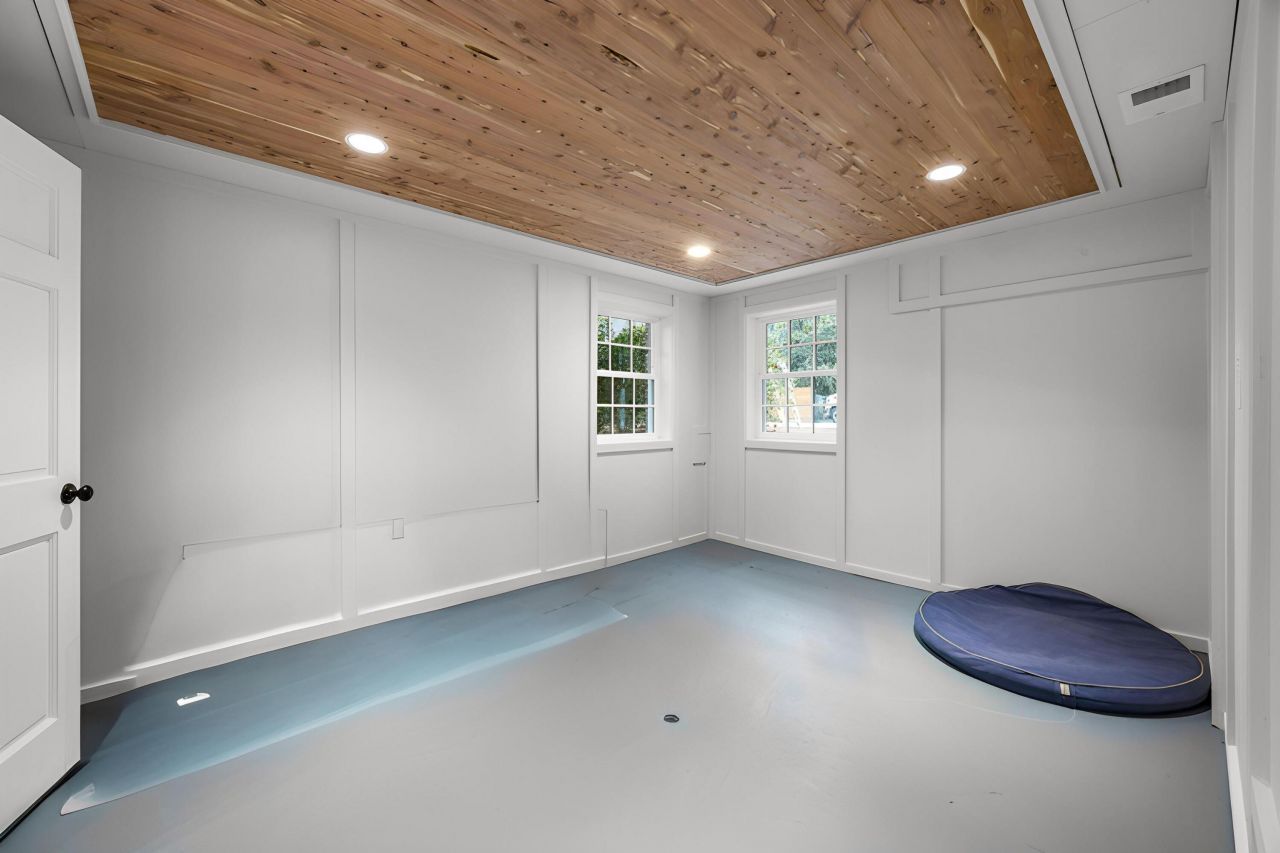 8 New Town Lane Photo 31