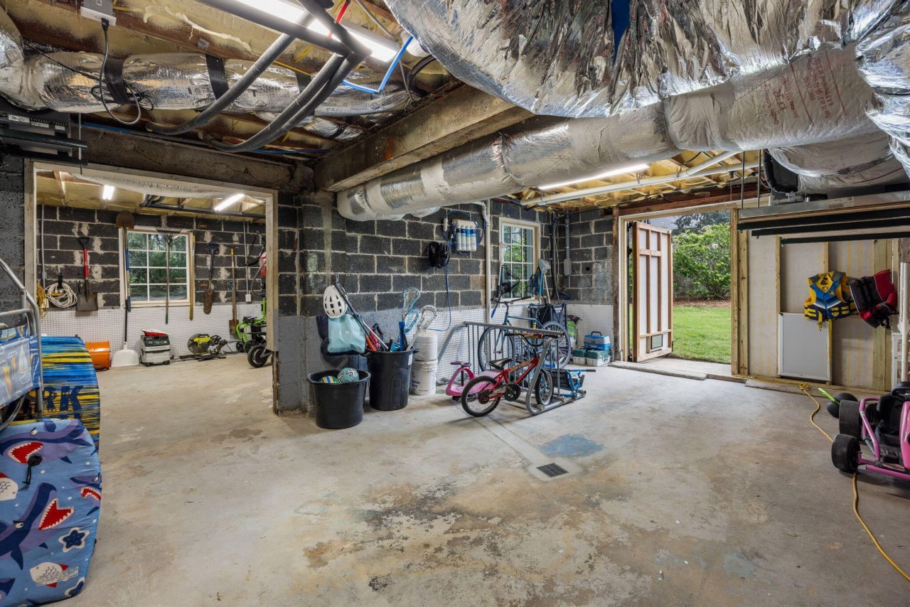 8 New Town Lane Photo 32