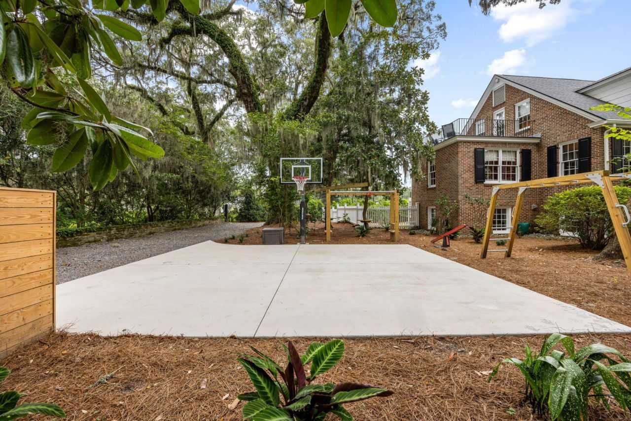 8 New Town Lane Photo 33