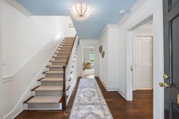 8 New Town Lane photo 4