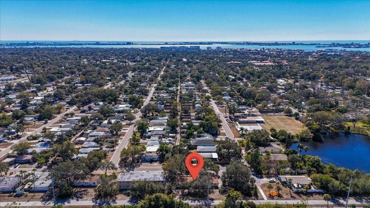 5991 Fairfield Avenue S, Unit 1, Gulfport, FL 33707 Photo