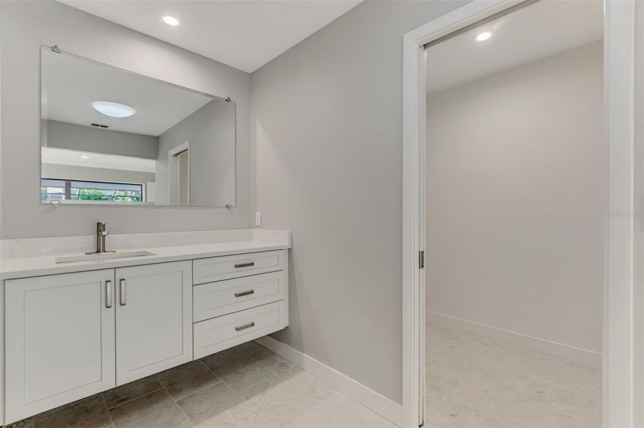 1224 S View Drive, Sarasota, FL 34242 Photo