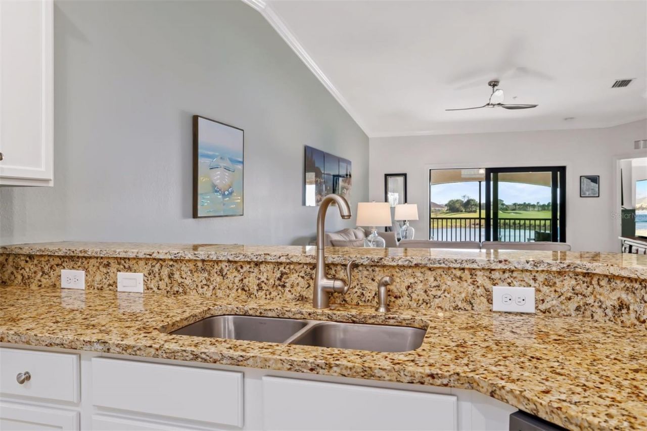 5604 Palmer Circle, Unit 206, Lakewood Ranch, FL 34211 Photo