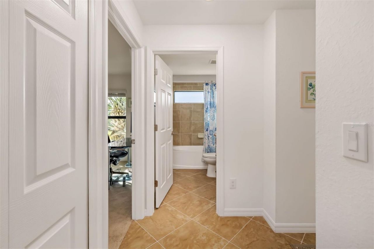 5604 Palmer Circle, Unit 206, Lakewood Ranch, FL 34211 Photo