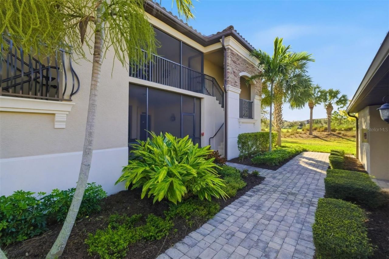 5604 Palmer Circle, Unit 206, Lakewood Ranch, FL 34211 Photo