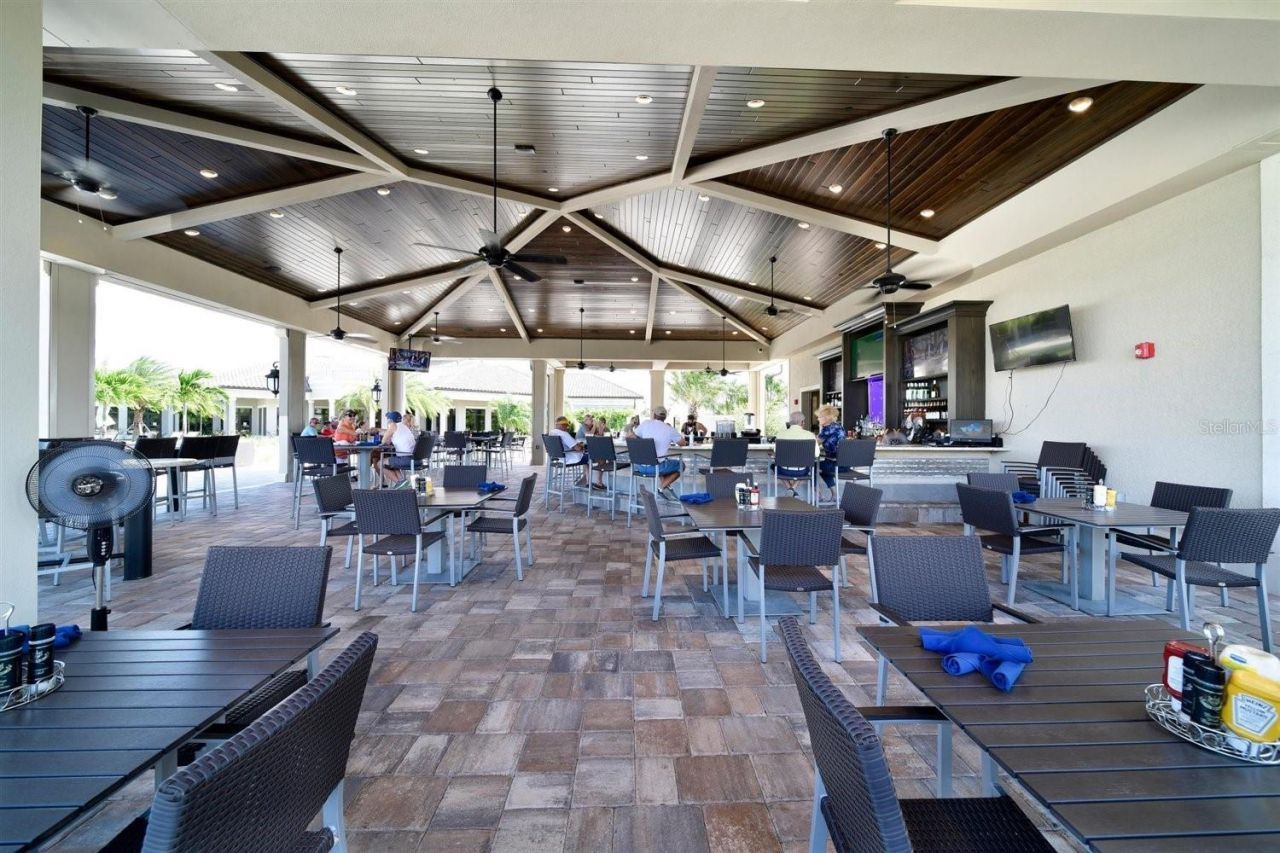 5604 Palmer Circle, Unit 206, Lakewood Ranch, FL 34211 Photo