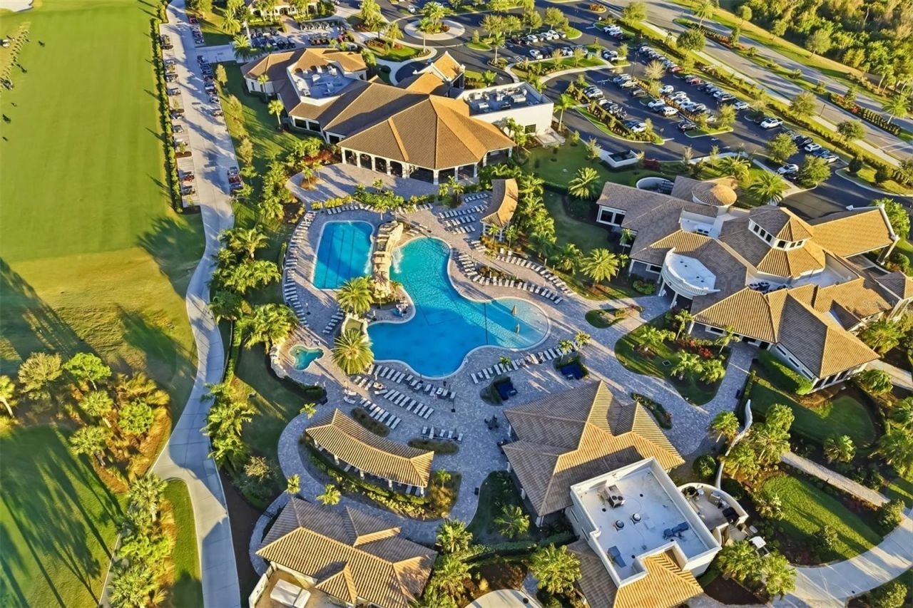 5604 Palmer Circle, Unit 206, Lakewood Ranch, FL 34211 Photo