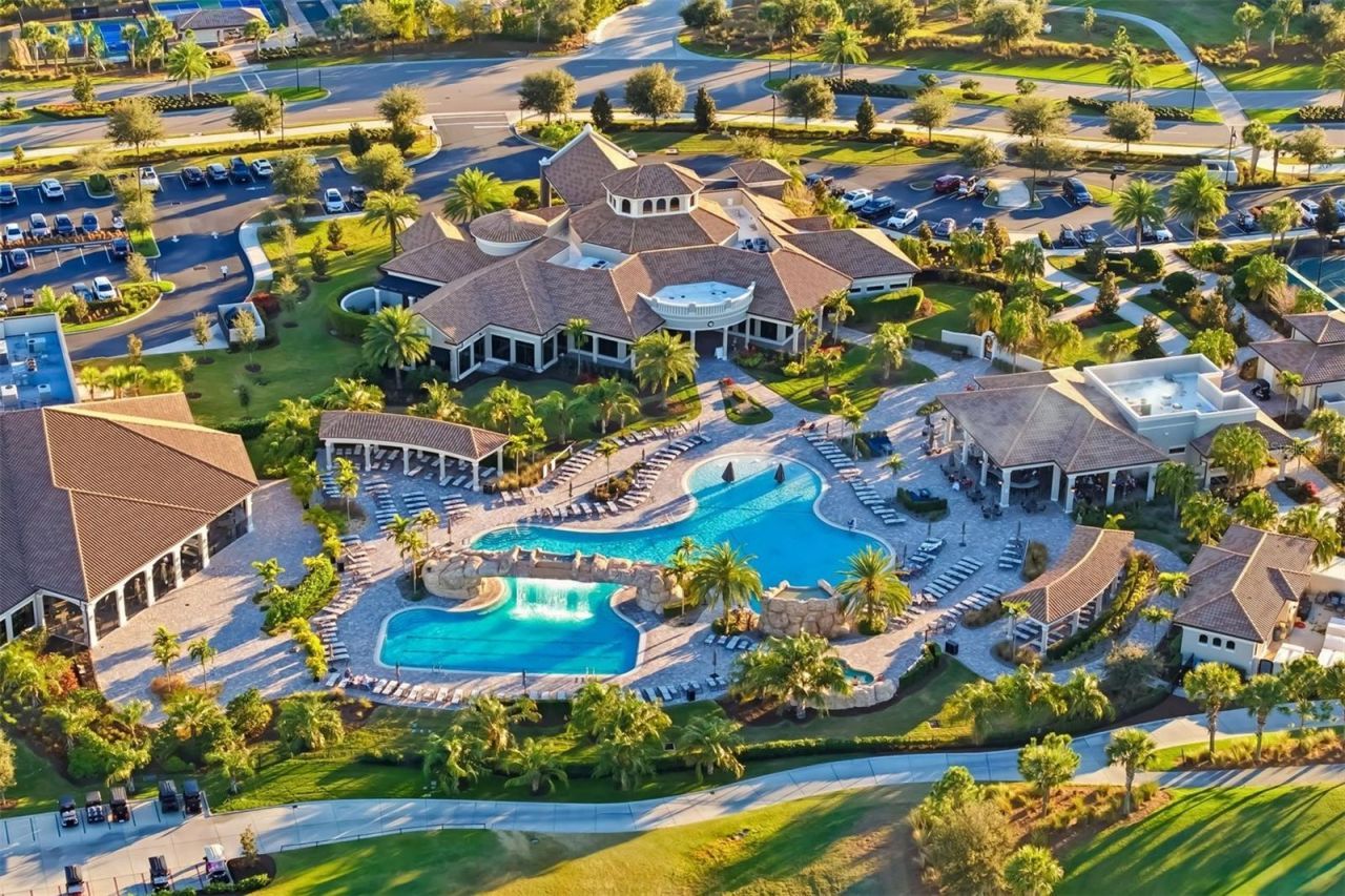 5604 Palmer Circle, Unit 206, Lakewood Ranch, FL 34211 Photo