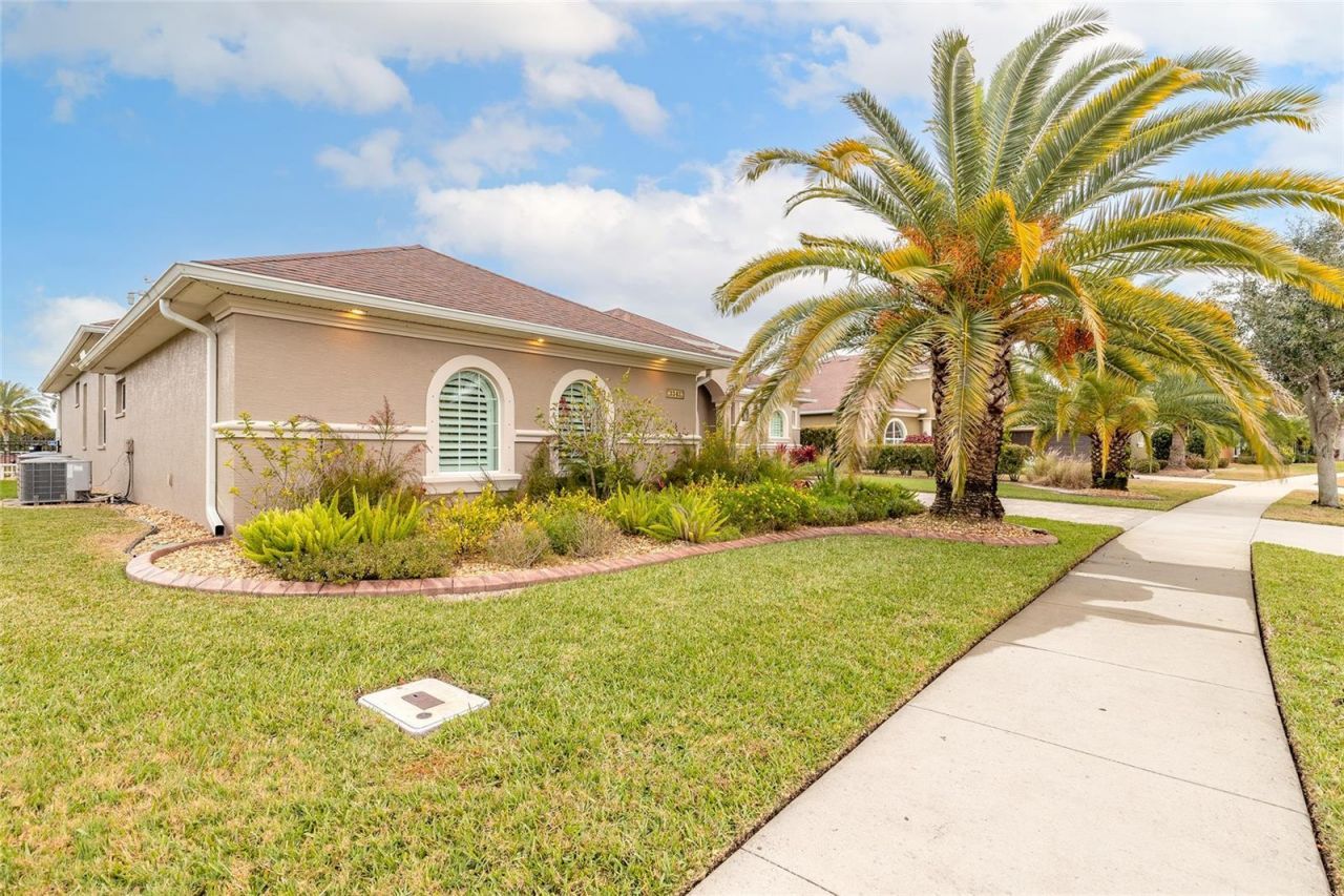 3343 W Locanda Circle, New Smyrna Beach, FL 32168 Photo