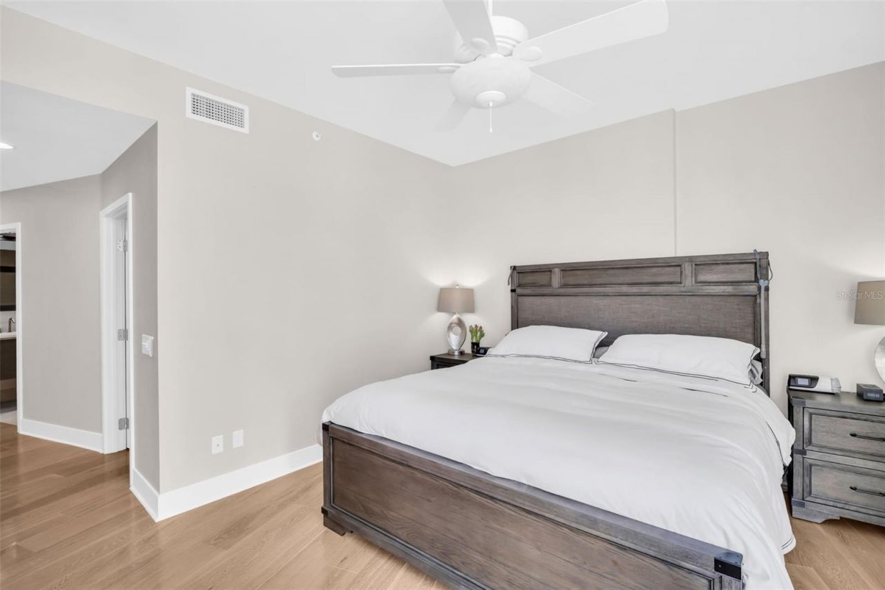 175 1st Street S, Unit 702, Saint Petersburg, FL 33701 Photo