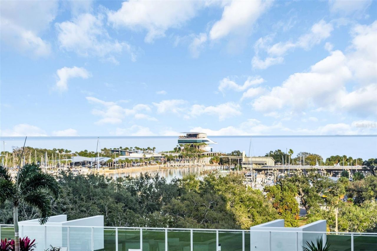 175 1st Street S, Unit 702, Saint Petersburg, FL 33701 Photo