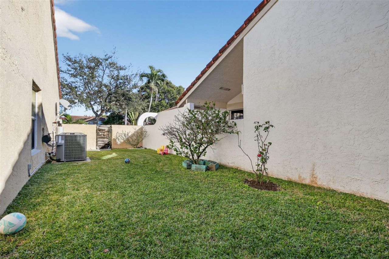 1230 NW 22nd Avenue, Delray Beach, FL 33445 Photo