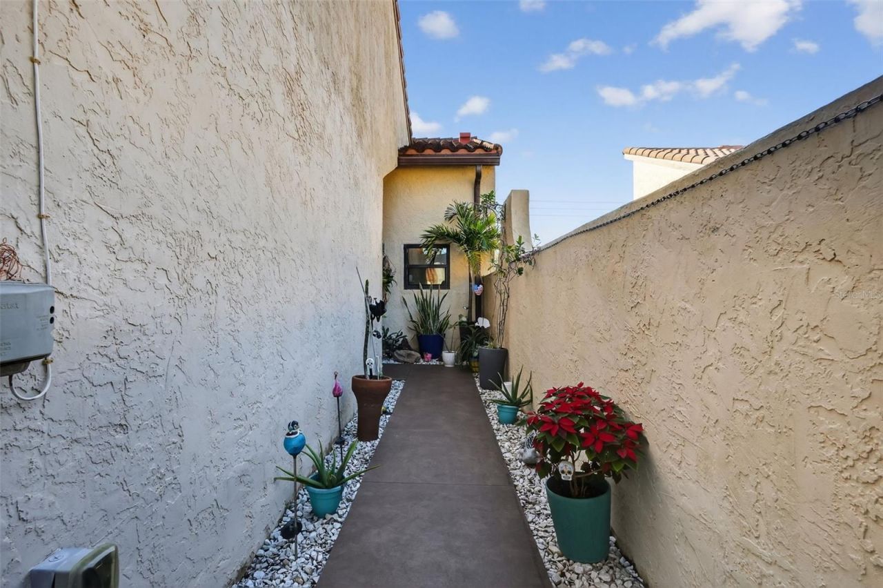 1230 NW 22nd Avenue, Delray Beach, FL 33445 Photo