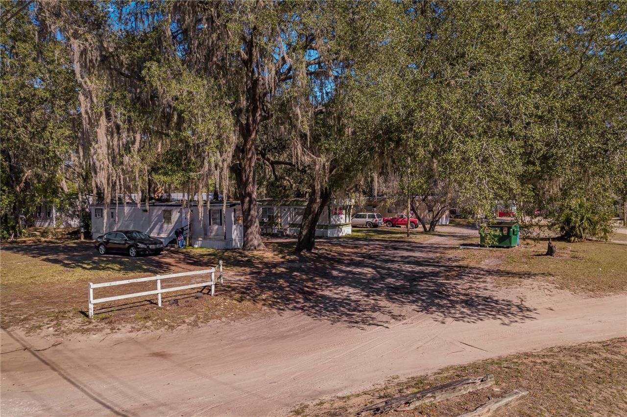 286 Heidt Road, Palatka, FL 32177 Photo
