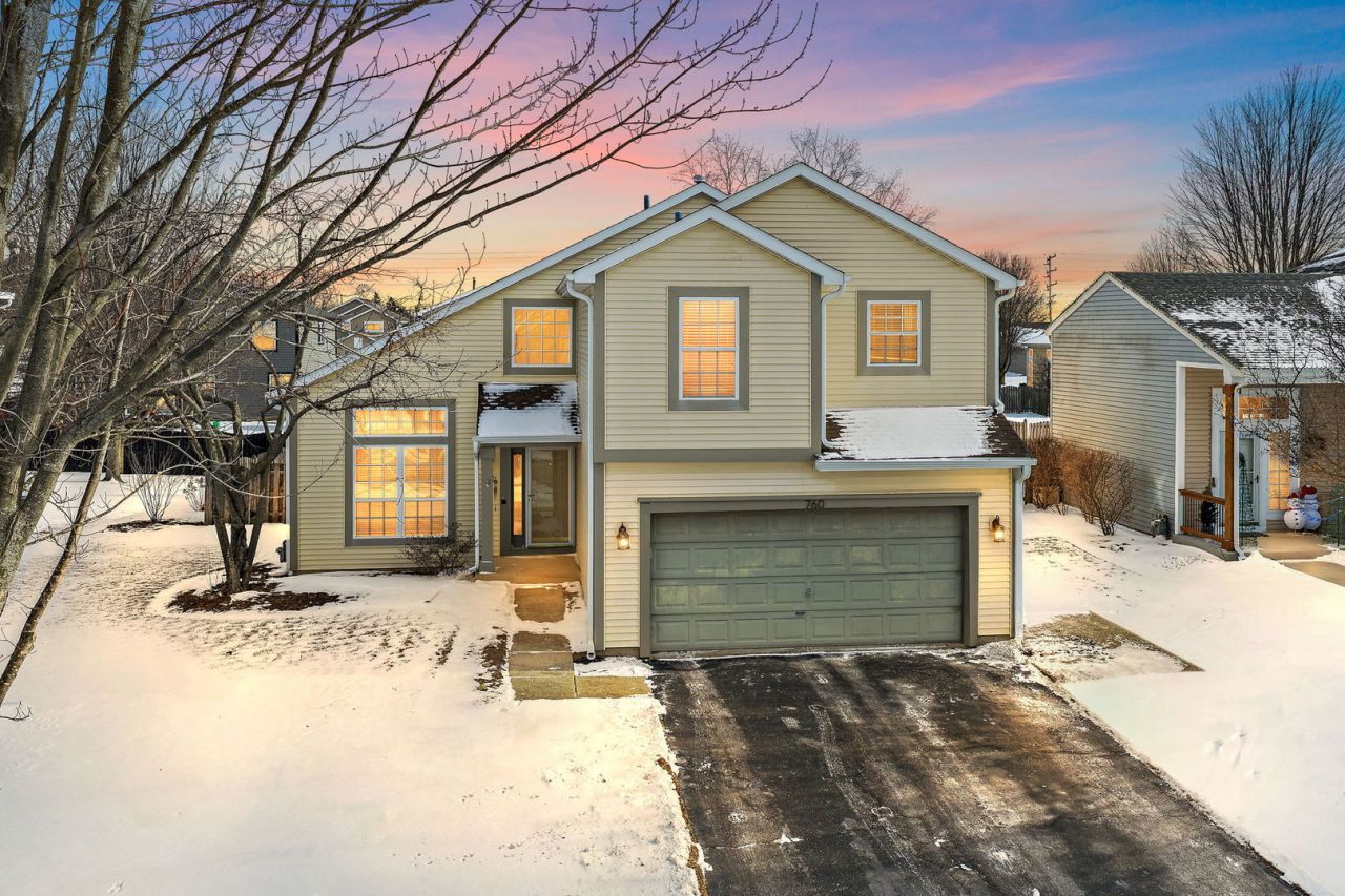 760 Normandy Lane, Lake in the Hills, IL 60156 Main Photo