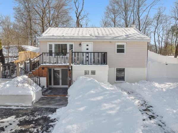 10 Marlorville Road, Wappingers Falls, NY 12590