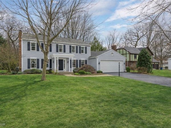 6860 Cliffside Drive, Vermilion, OH 44089