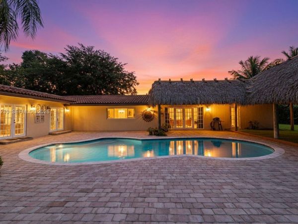 15144 SW 72nd Ct , Palmetto Bay, FL 33158