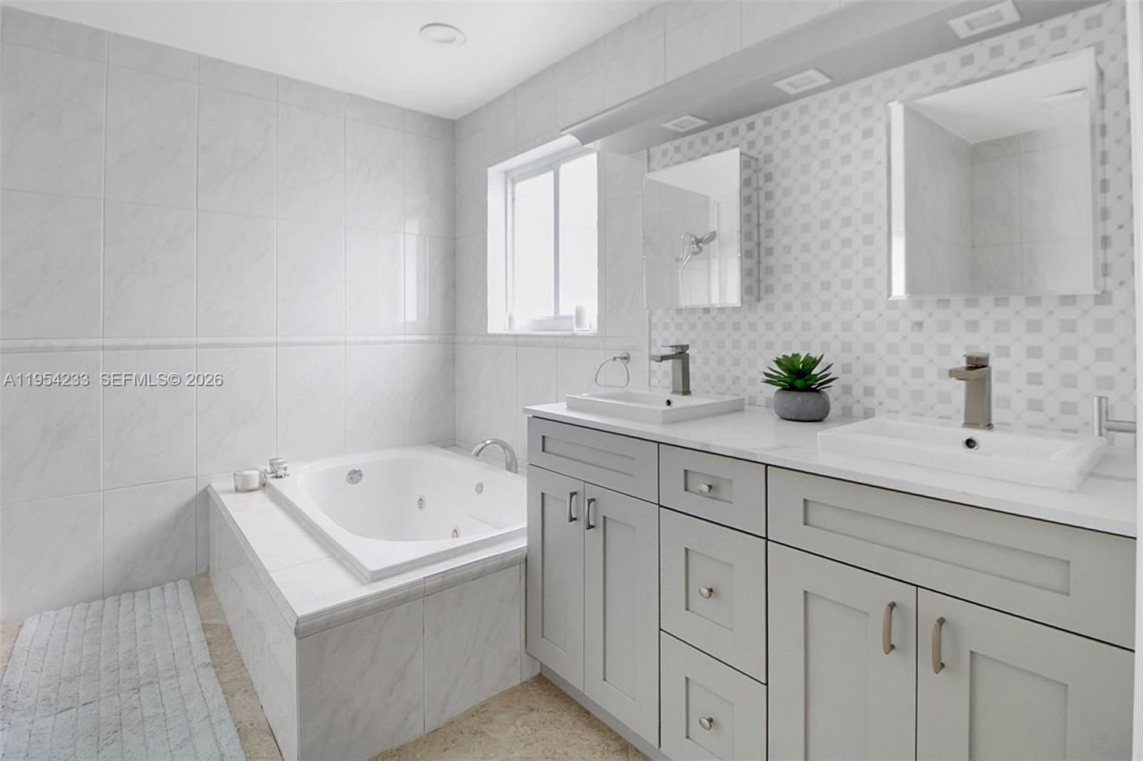 15144 SW 72nd Ct , Palmetto Bay, FL 33158 Photo