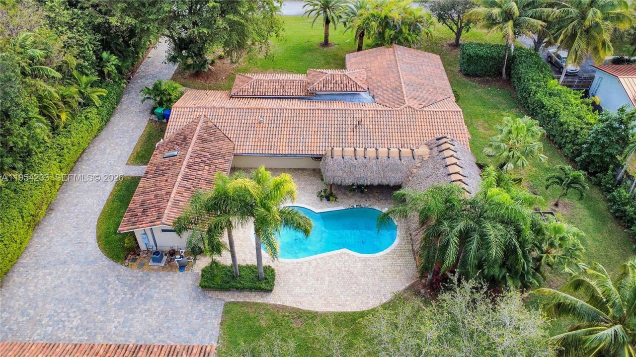 15144 SW 72nd Ct, Palmetto Bay, FL 33158 Photo