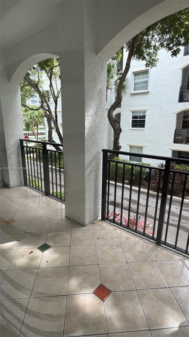 3215 NE 184th St, Unit 14208, Aventura, FL 33160 Photo