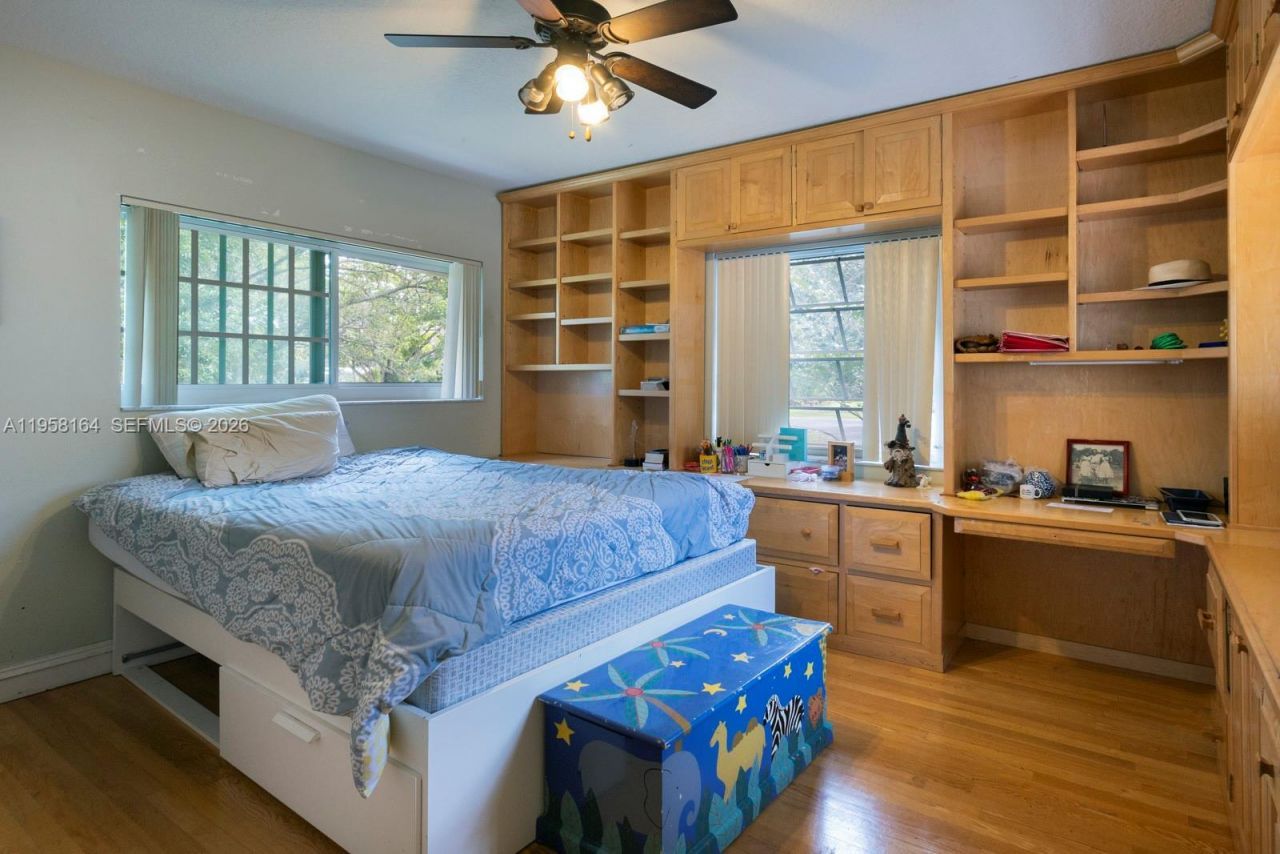 7821 SW 129th Ter, Pinecrest, FL 33156 Photo