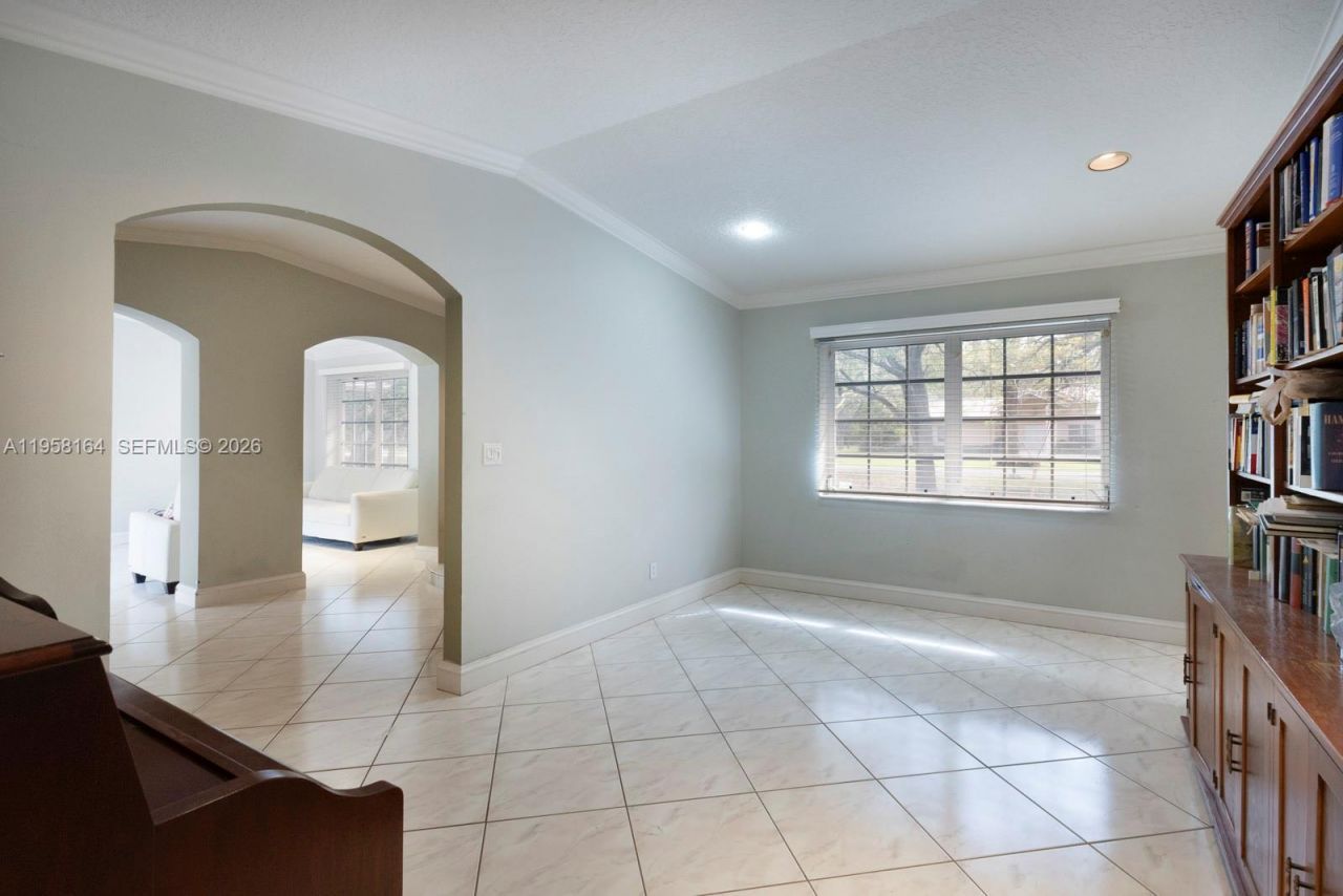 7821 SW 129th Ter, Pinecrest, FL 33156 Photo