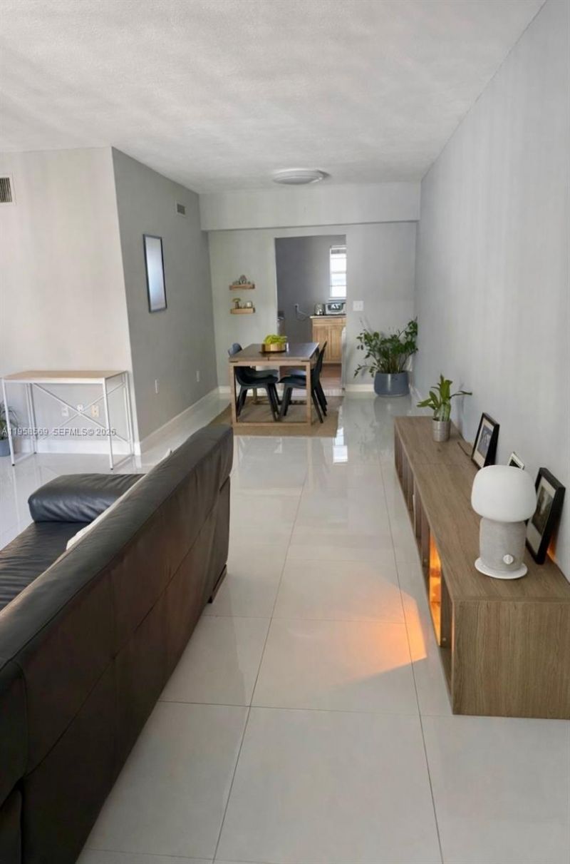 9260 Bay Harbor Ter, Unit 23, Bay Harbor Islands, FL 33154 Photo