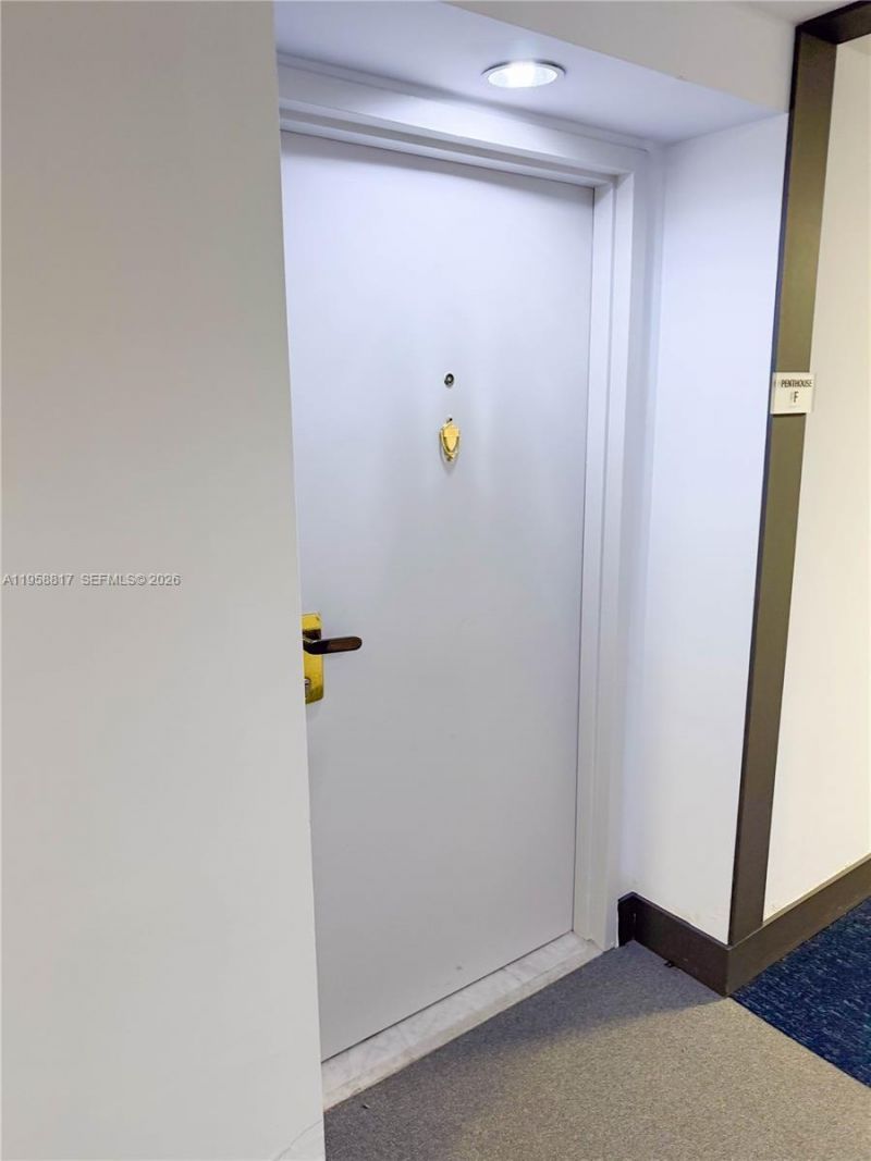 555 NE 15th St , Unit PH-F, Miami, FL 33132 Photo