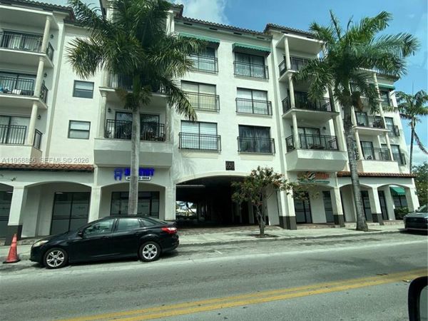 650 Palm Ave, Unit 4-A8, Hialeah, FL 33010